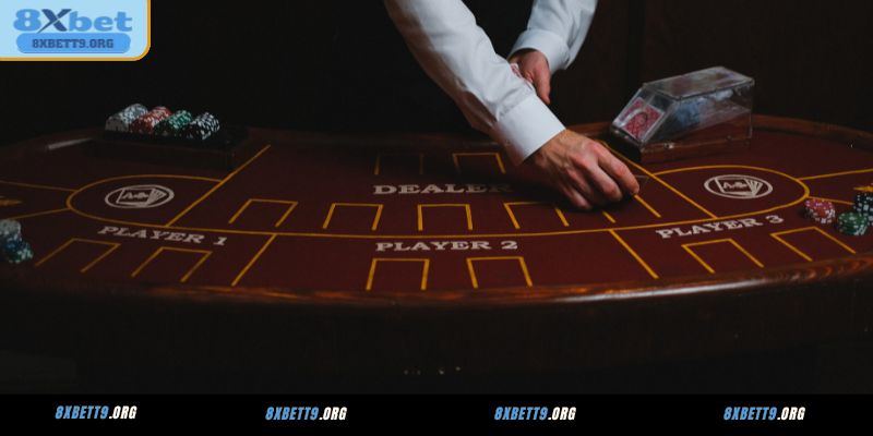 Tổng hợp 3 nhà phát hành game Casino nổi bật tại 8XBET